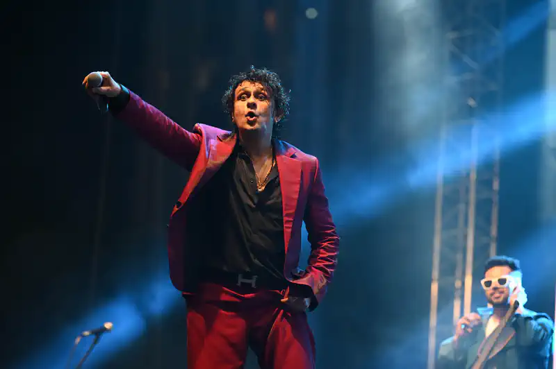 Sonu Nigam tickets